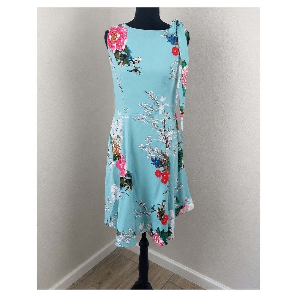Honeybee's Blue Floral Fit & Flare Midi Dress Size M Cottagecore Tie Shoulder